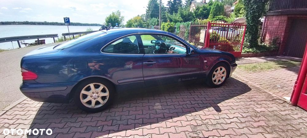 Mercedes-Benz CLK - 2