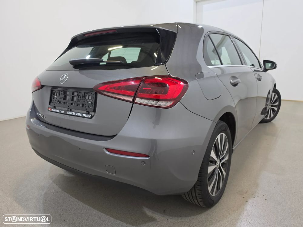Mercedes-Benz A 250 e Progressive - 7