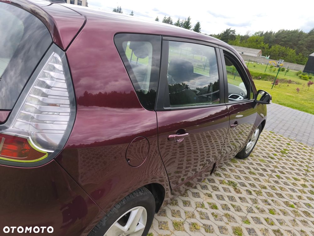 Renault Scenic - 27