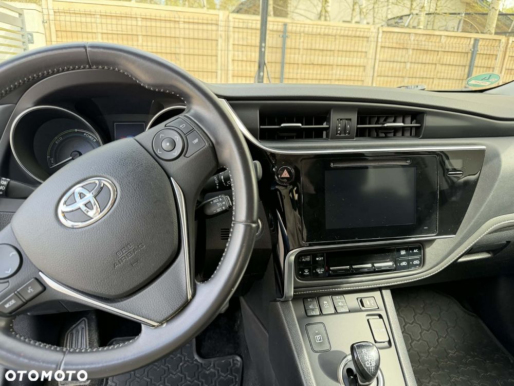 Toyota Auris - 9