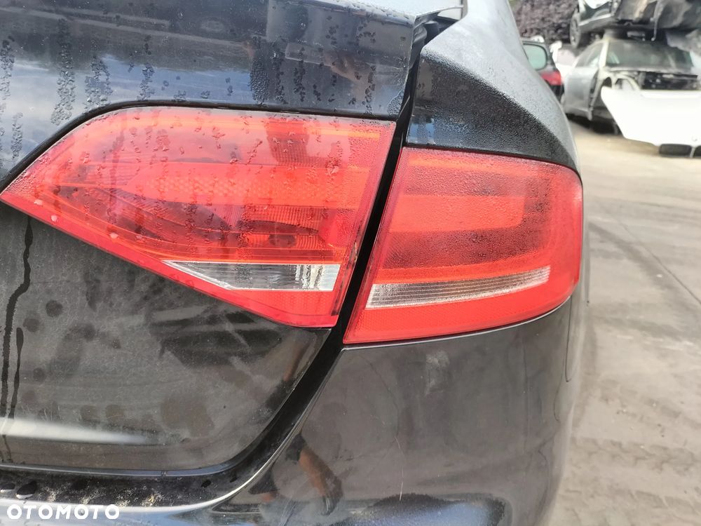AUDI A4 B8 2.0 TDI 120KM LZ9Y SEDAN DRZWI PRAWY LEWY PRZÓD TYŁ KLAPA ZDERZAK TYŁ MASKA BŁOTNIK LAMPA PAS PRZEDNI SZYBA LUSTERKO SILNIK SKRZYNIA CAŁY NA CZĘŚCI - 11