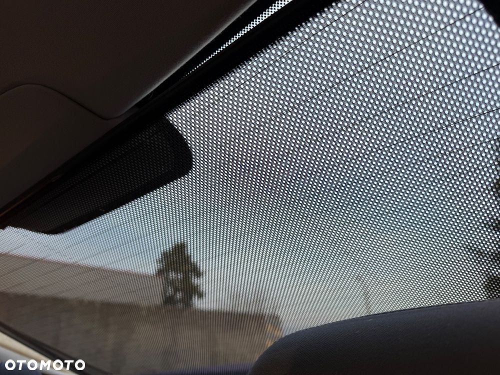 BMW Seria 3 325i - 21