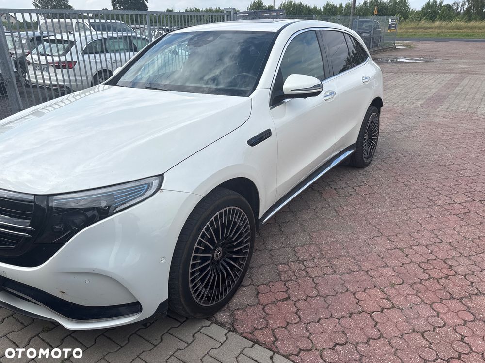 Mercedes-Benz EQC 400 4Matic AMG Line - 5