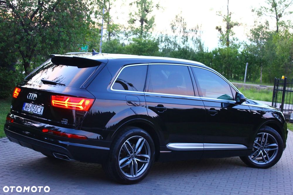 Audi Q7 - 9