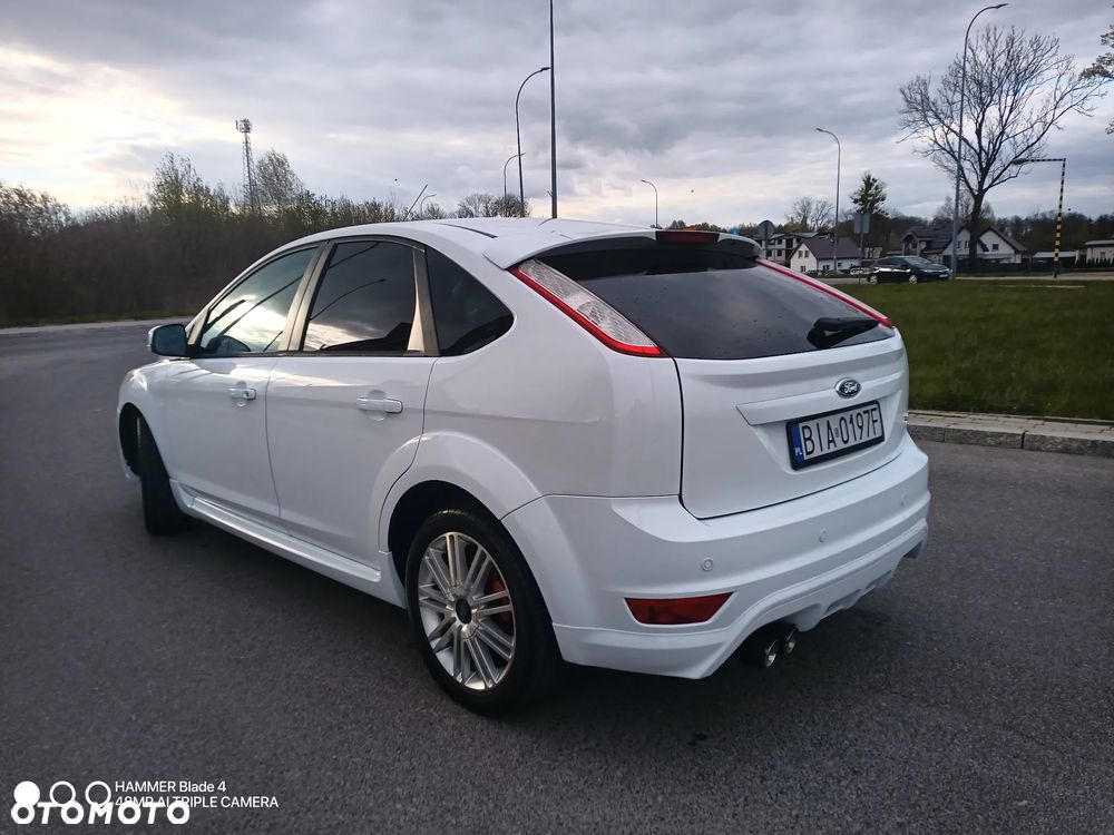 Ford Focus 1.8 Titanium - 6