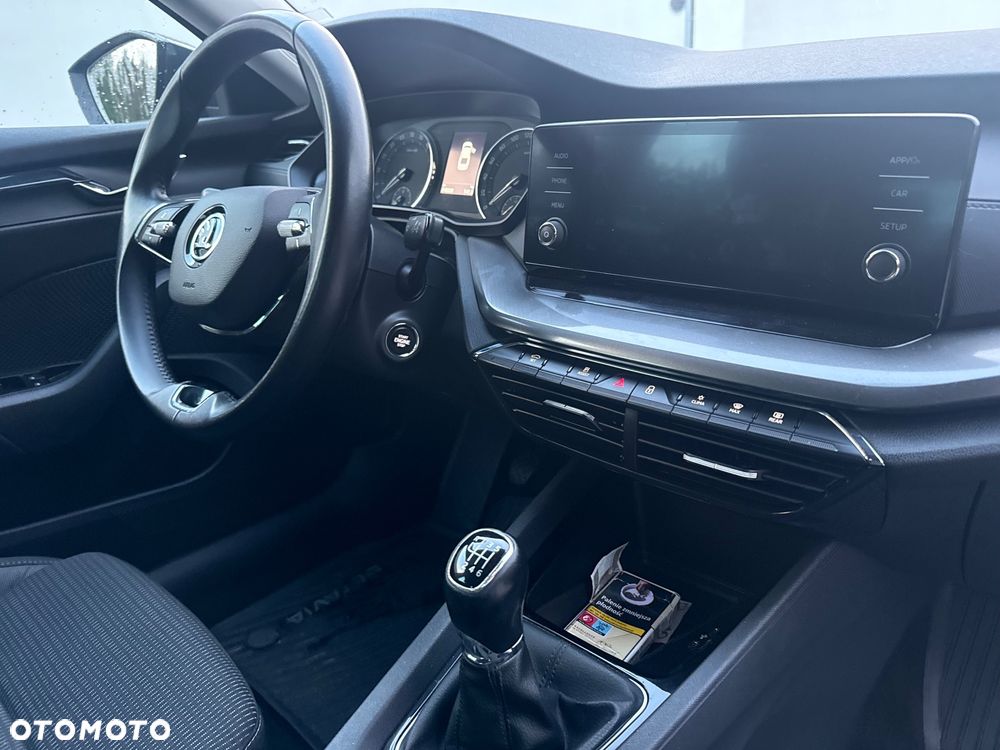 Skoda Octavia 2.0 TDI Sportline - 8