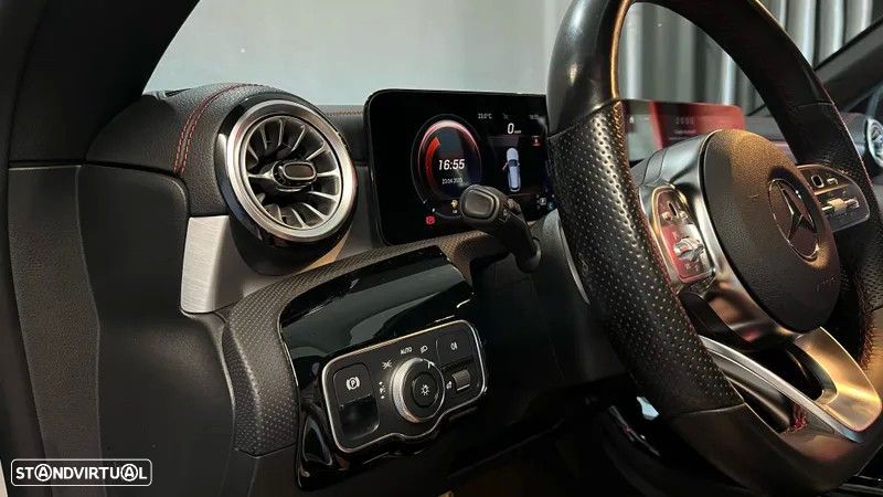 Mercedes-Benz CLA 220 d Shooting Brake AMG Line Aut. - 35