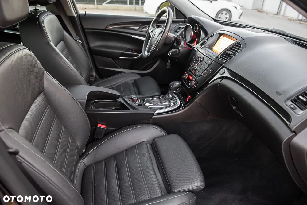 Opel Insignia - 28