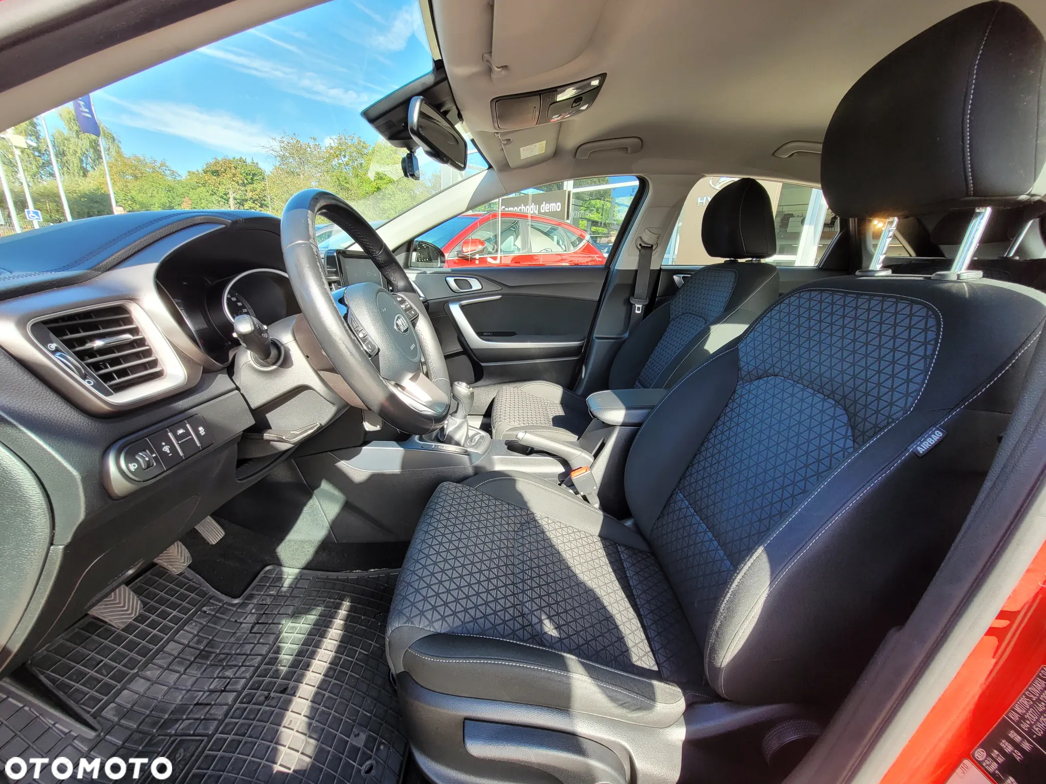 Kia Ceed 1.4 T-GDI M - 13