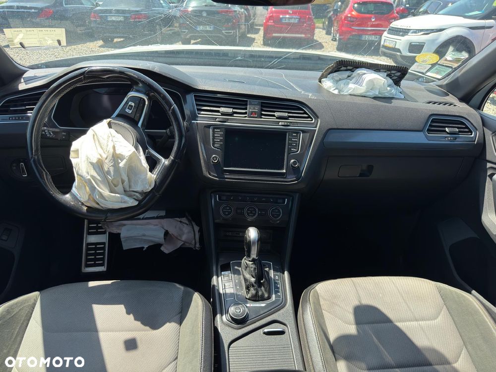 Volkswagen Tiguan 2.0 TDI SCR 4MotION DSG R-Line - 9