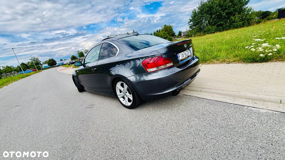 BMW Seria 1 123d - 6