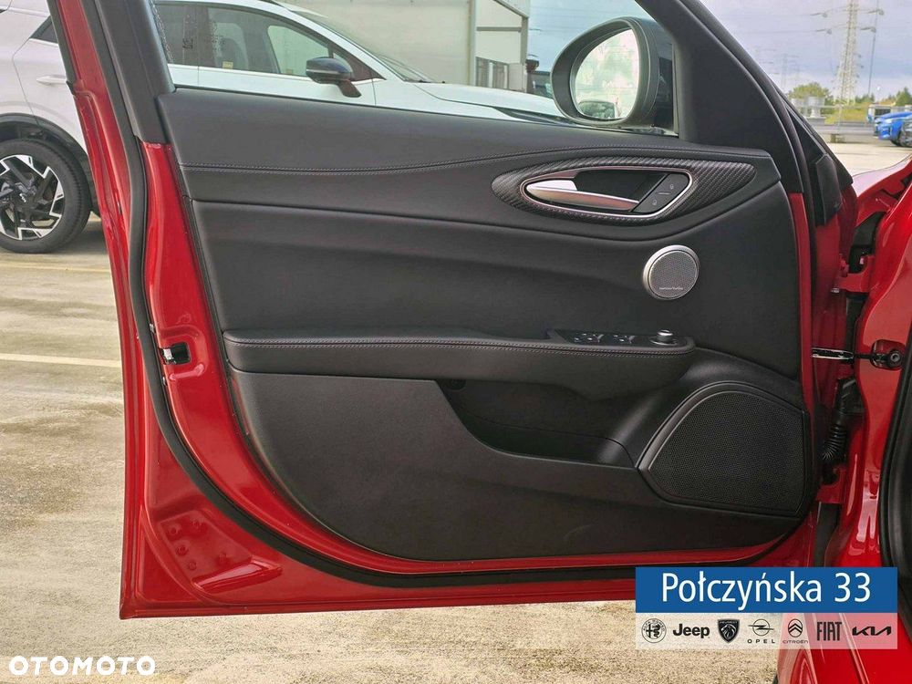 Alfa Romeo Giulia - 12