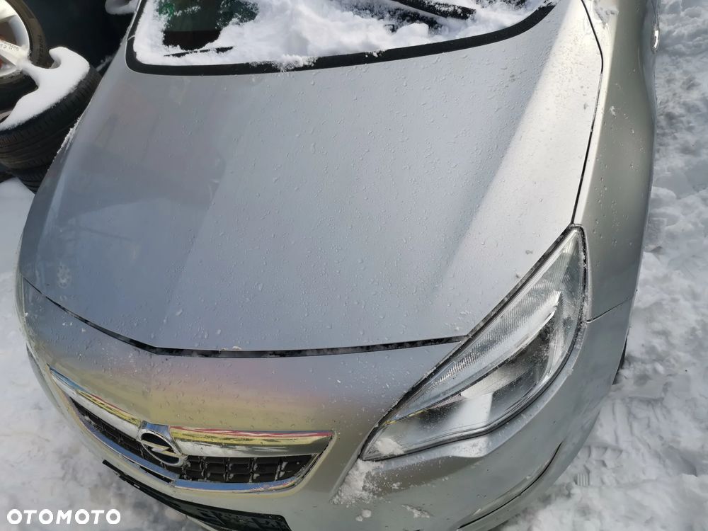 Części Opel Astra J Kombi Z176 - 9