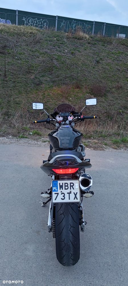 Honda Hornet - 12