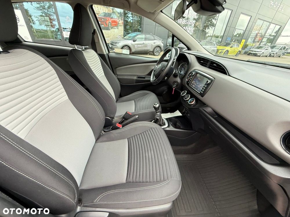 Toyota Yaris 1.5 Premium - 15