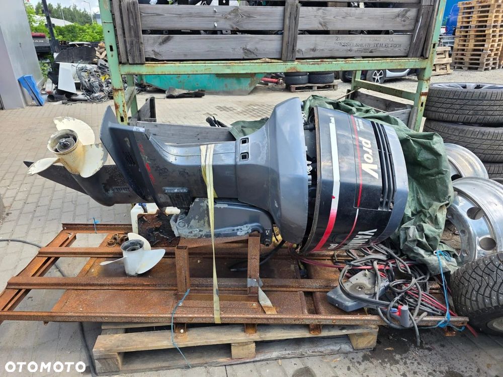 SILNIK ZABURTOWY YAMAHA V100 PRO 73,6 KW - 2