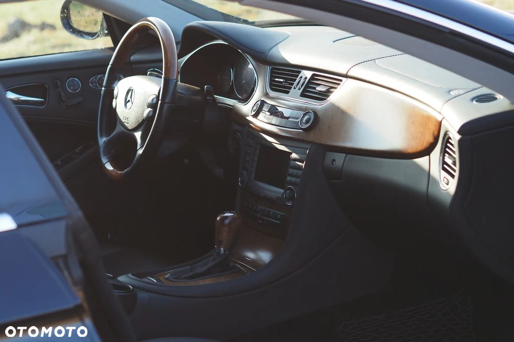 Mercedes-Benz CLS - 30