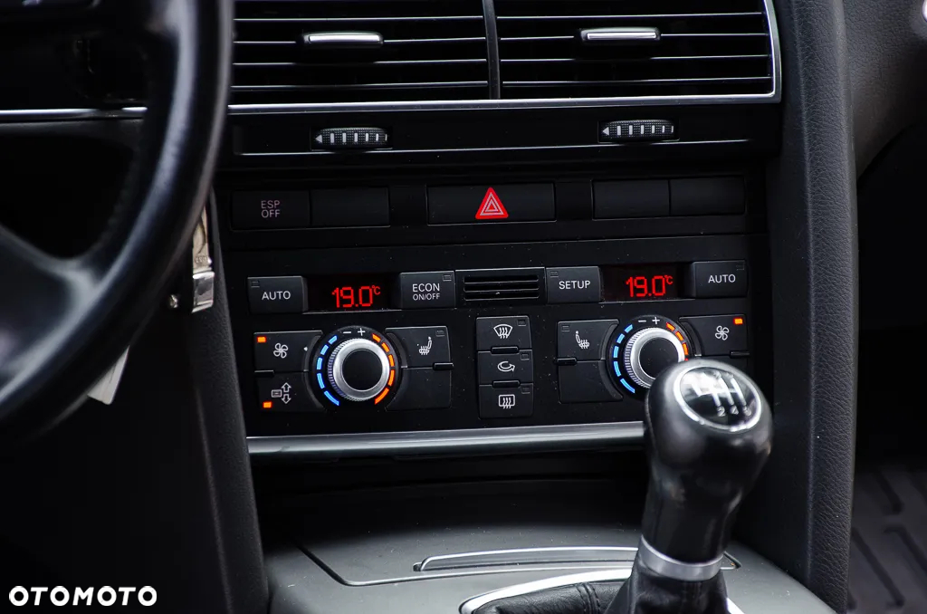Audi A6 Avant 2.4 - 34