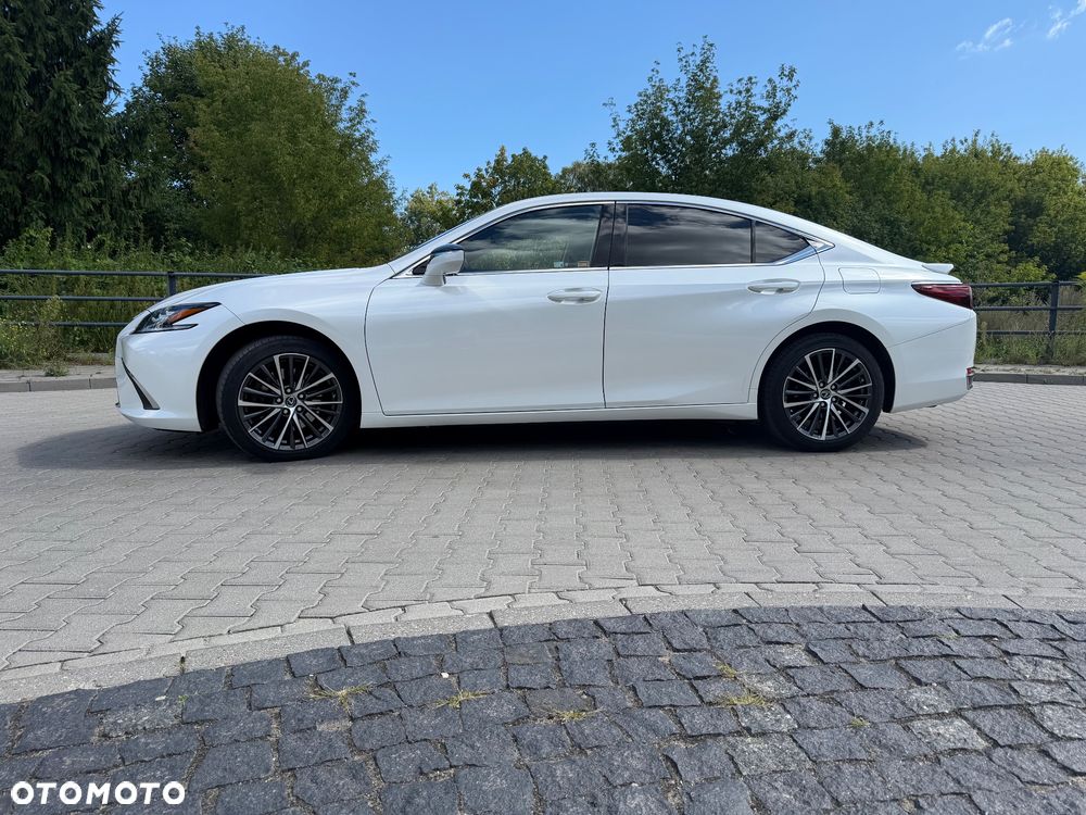 Lexus ES 300h Prestige - 7