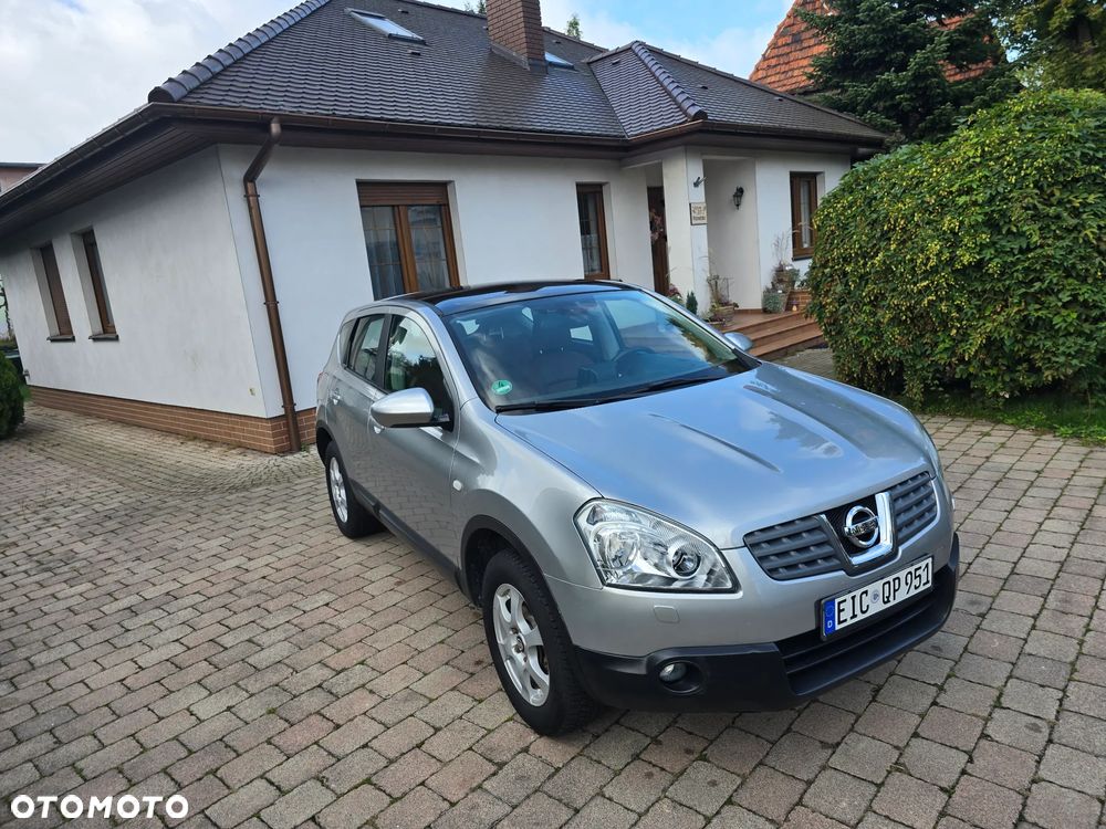 Nissan Qashqai 2.0 CVT 360 - 1