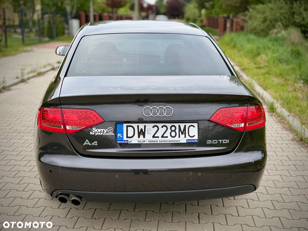 Audi A4 Limousine 2.0 TDI - 8