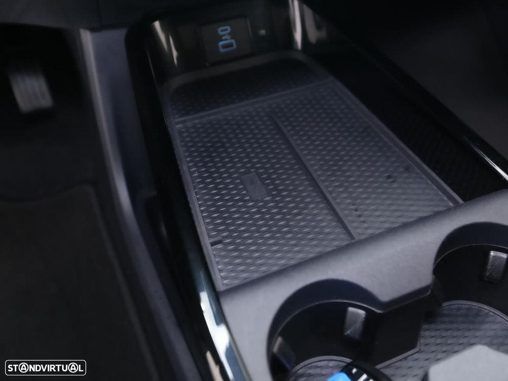 Ford Mustang Mach-E Alargada - 18