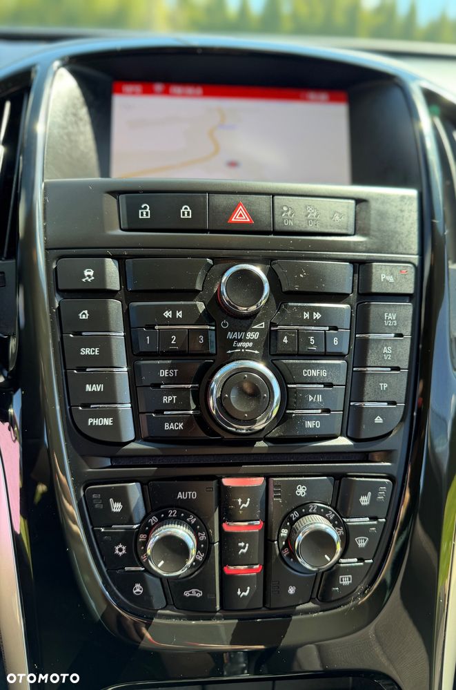 Opel Astra 1.4 Turbo Color Edition - 28