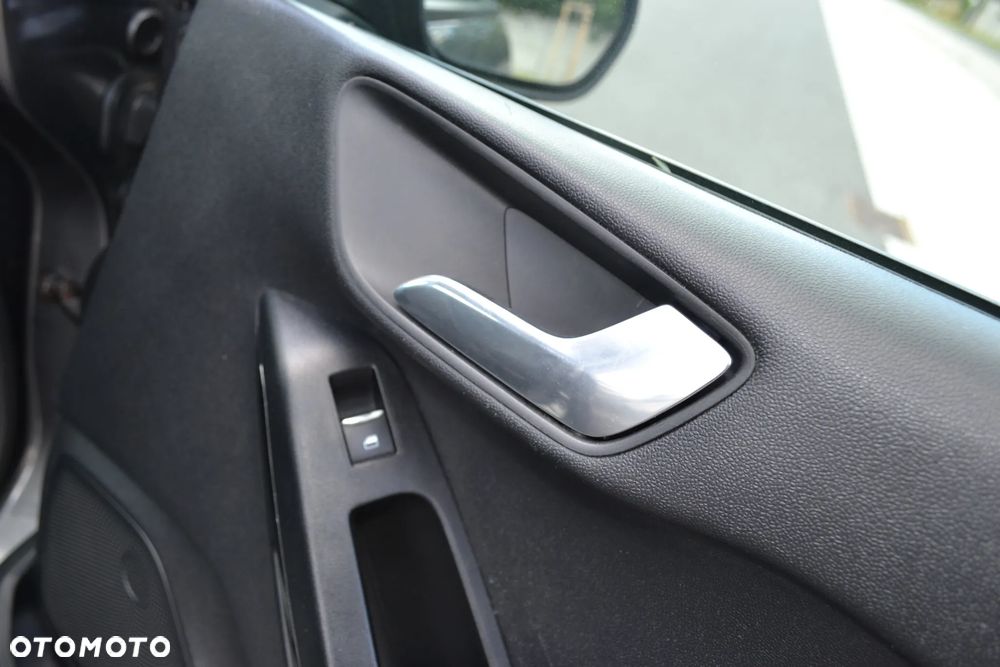 Ford Fiesta 1.5 TDCi ACTIVE - 20