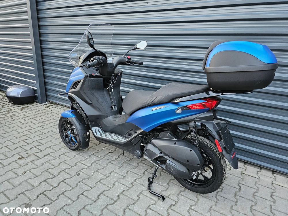 Piaggio MP-3 - 5