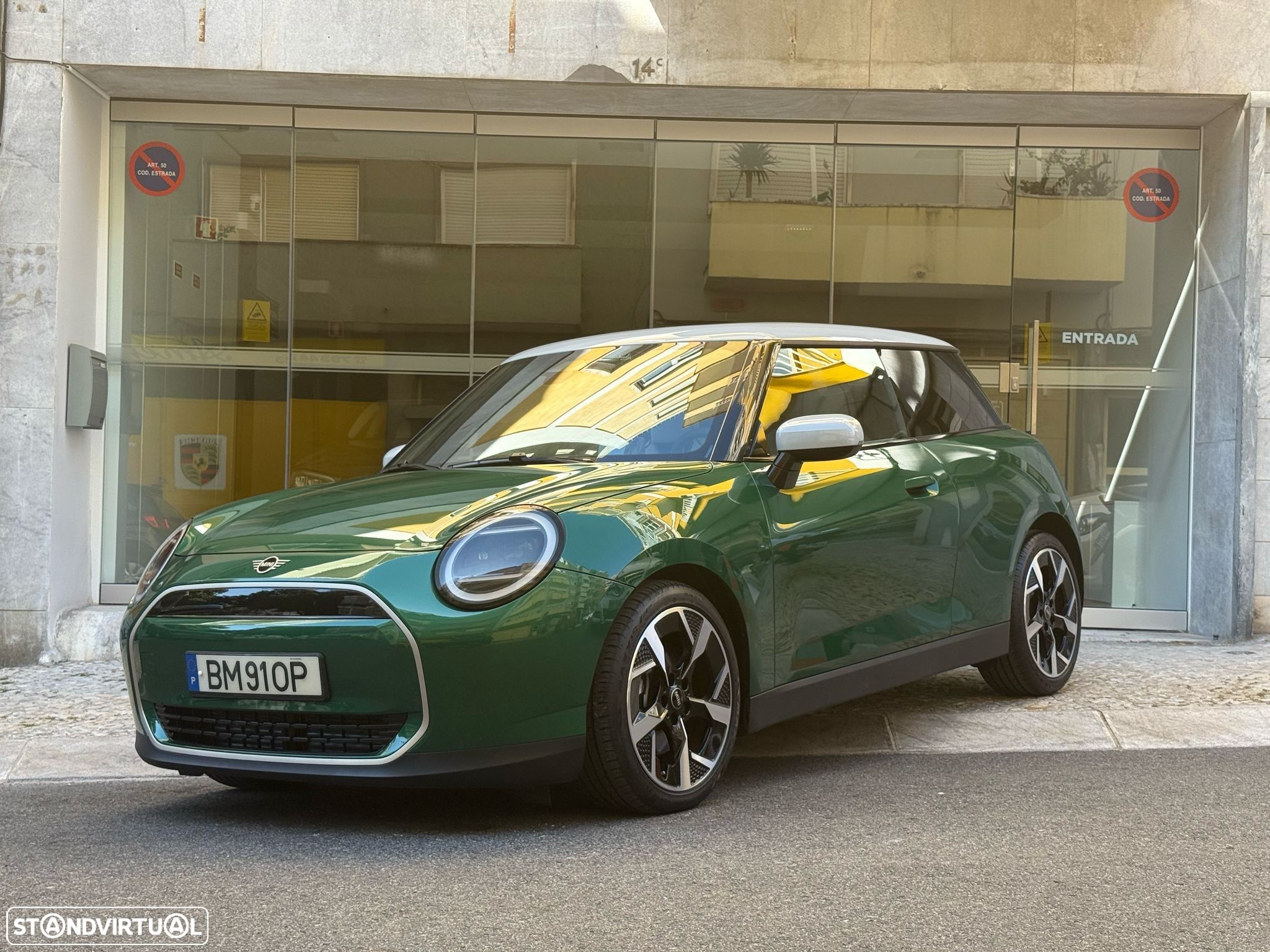 MINI 3 Portas Cooper E Favoured M - 1