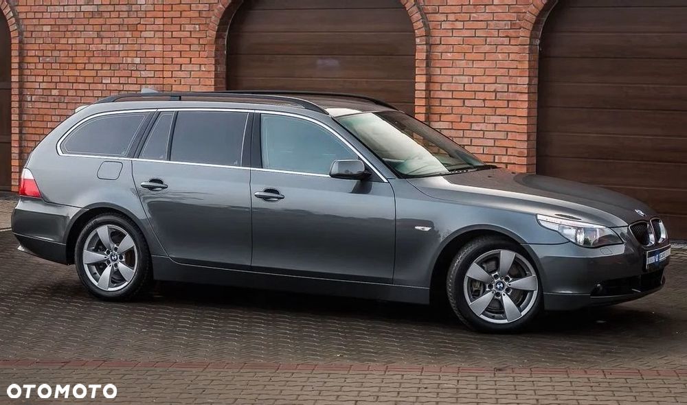 BMW Seria 5 525i - 13