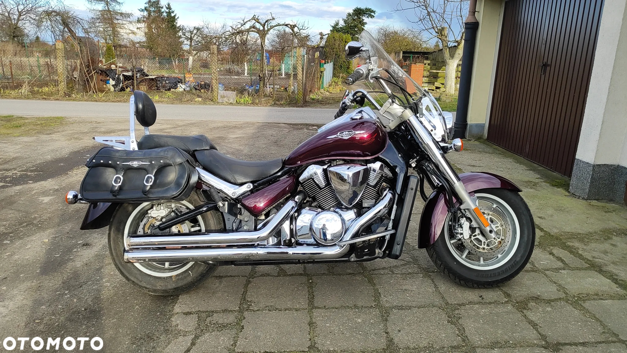 Suzuki Boulevard - 2