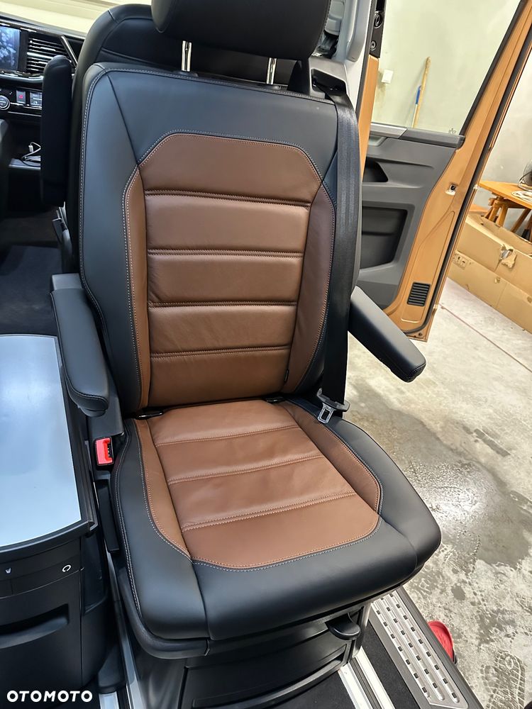 Volkswagen Multivan 2.0 TDI L1 Highline 4Motion DSG - 19