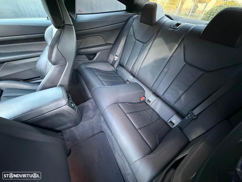 BMW M4 Competition - 31