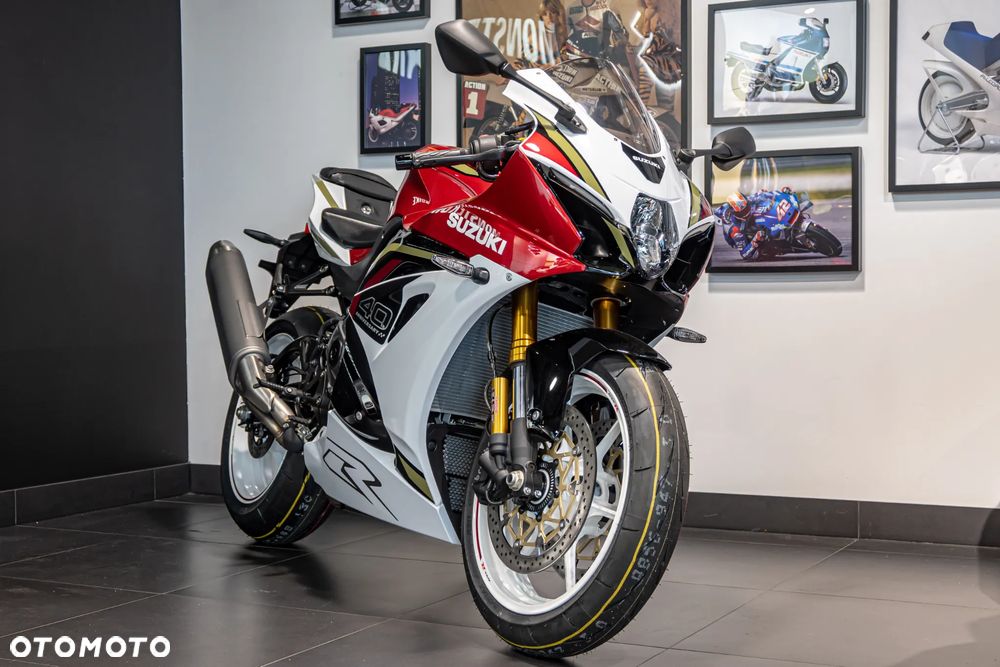 Suzuki GSX-R - 3