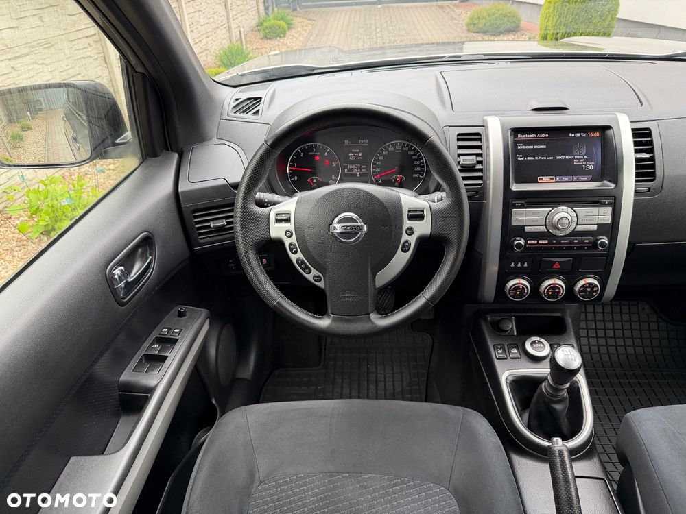 Nissan X-Trail 2.0 dCi 4x4 DPF Platinum - 15