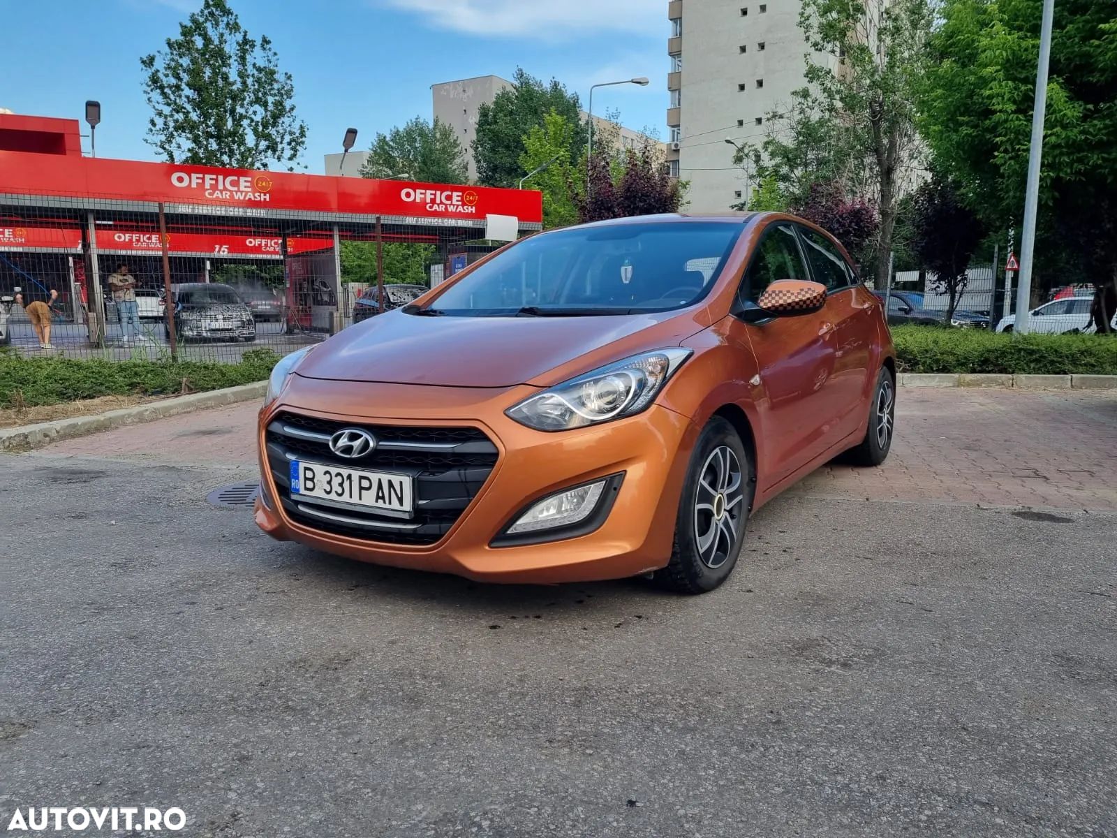 Hyundai i30 1.6 CRDI DPF 5DR MT Highway - 1