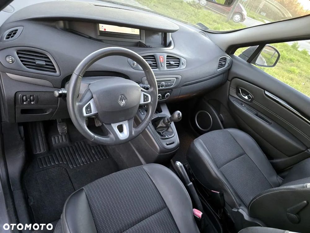 Renault Scenic 1.5 dCi Avantage - 17