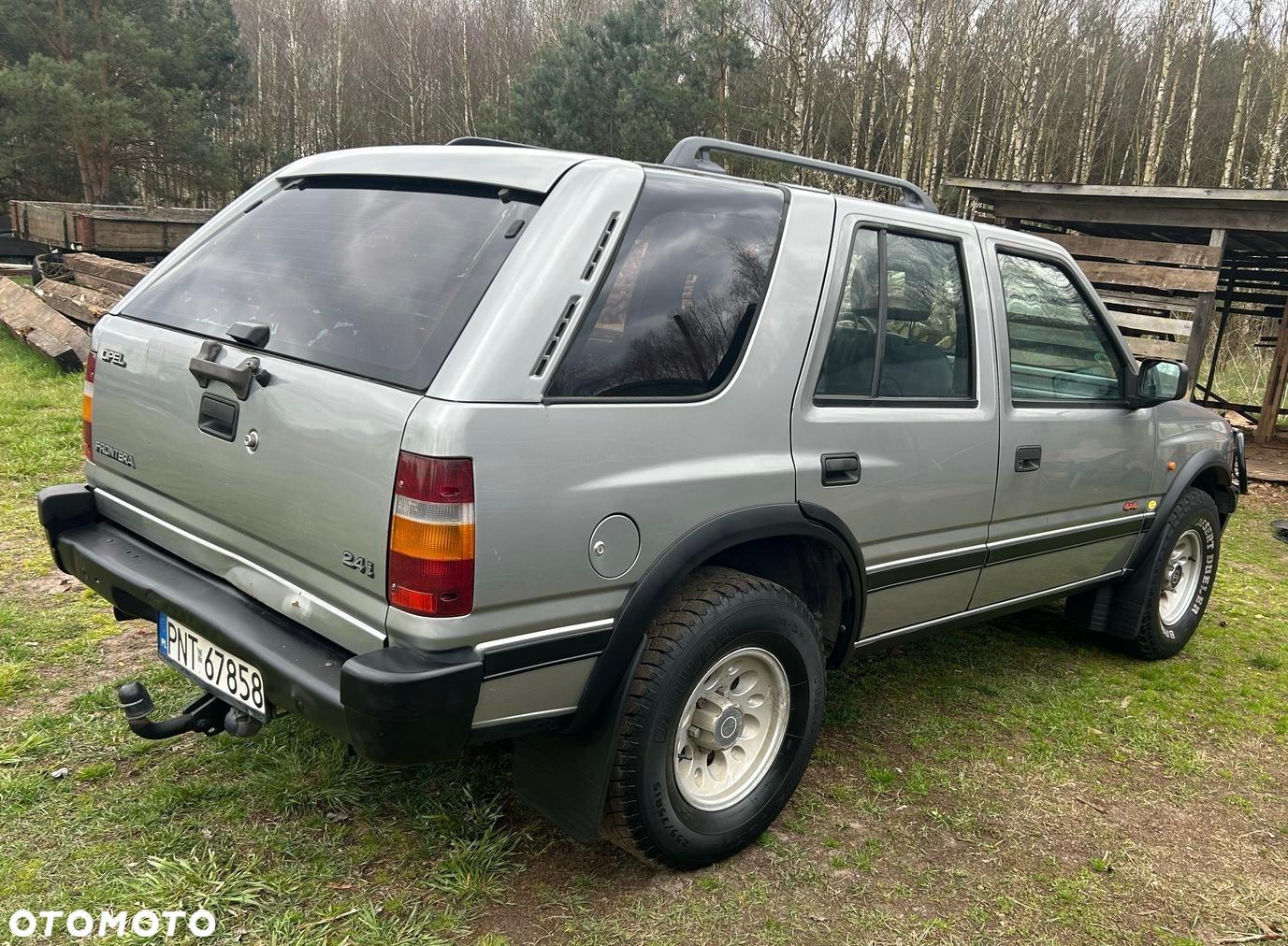 Opel Frontera 2.4 - 4