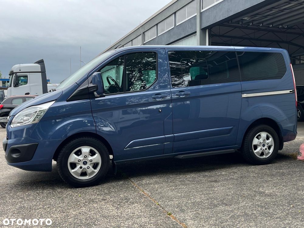 Ford Tourneo Custom 2.0 EcoBlue L1 Titanium - 1