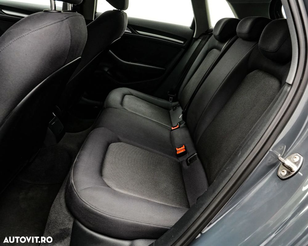 Audi A3 Sportback 1.0 30 TFSI Design - 16