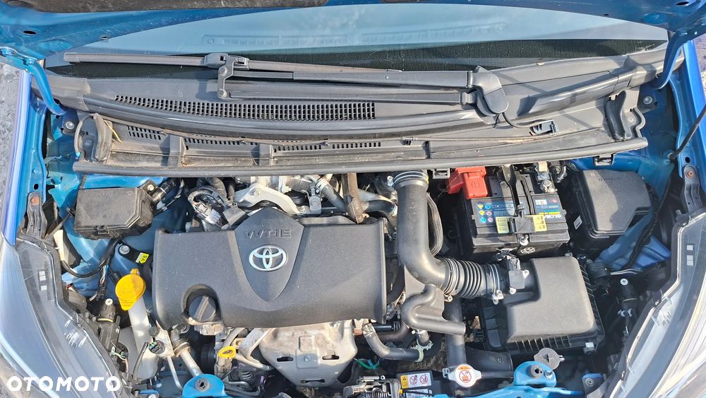 Toyota Yaris - 10