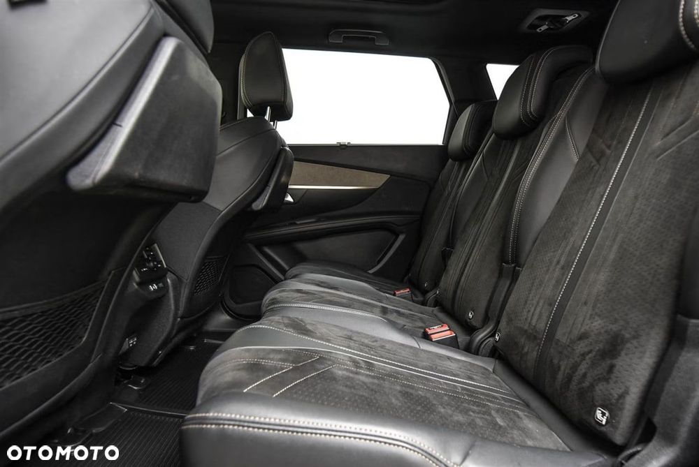 Peugeot 5008 BlueHDi 130 EAT8 GT - 26
