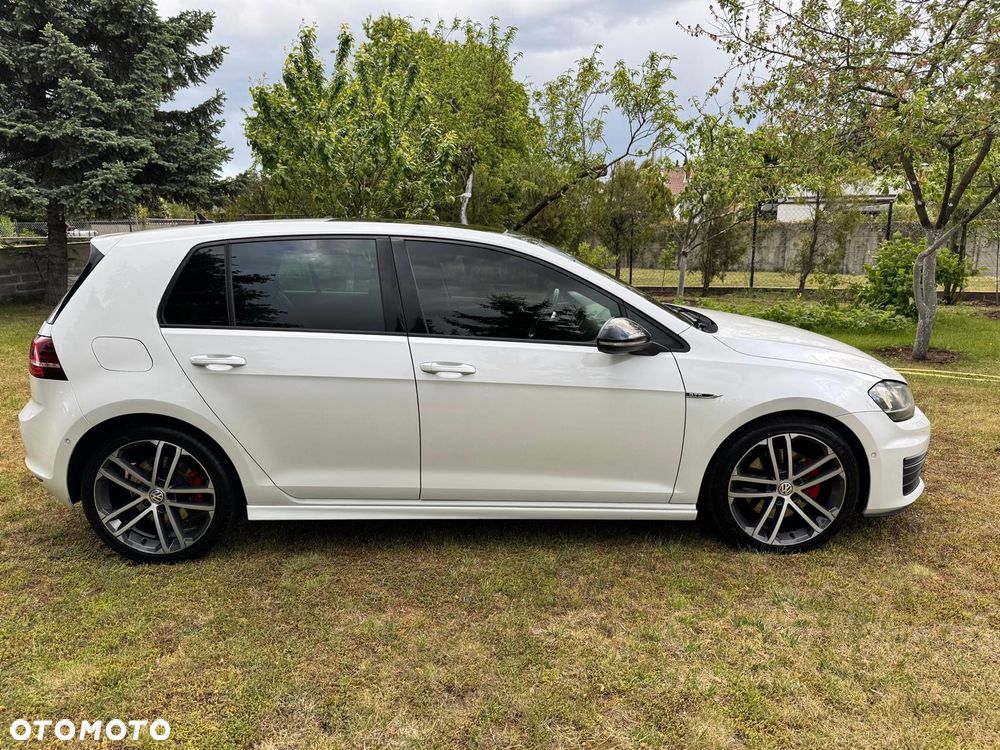 Volkswagen Golf - 7
