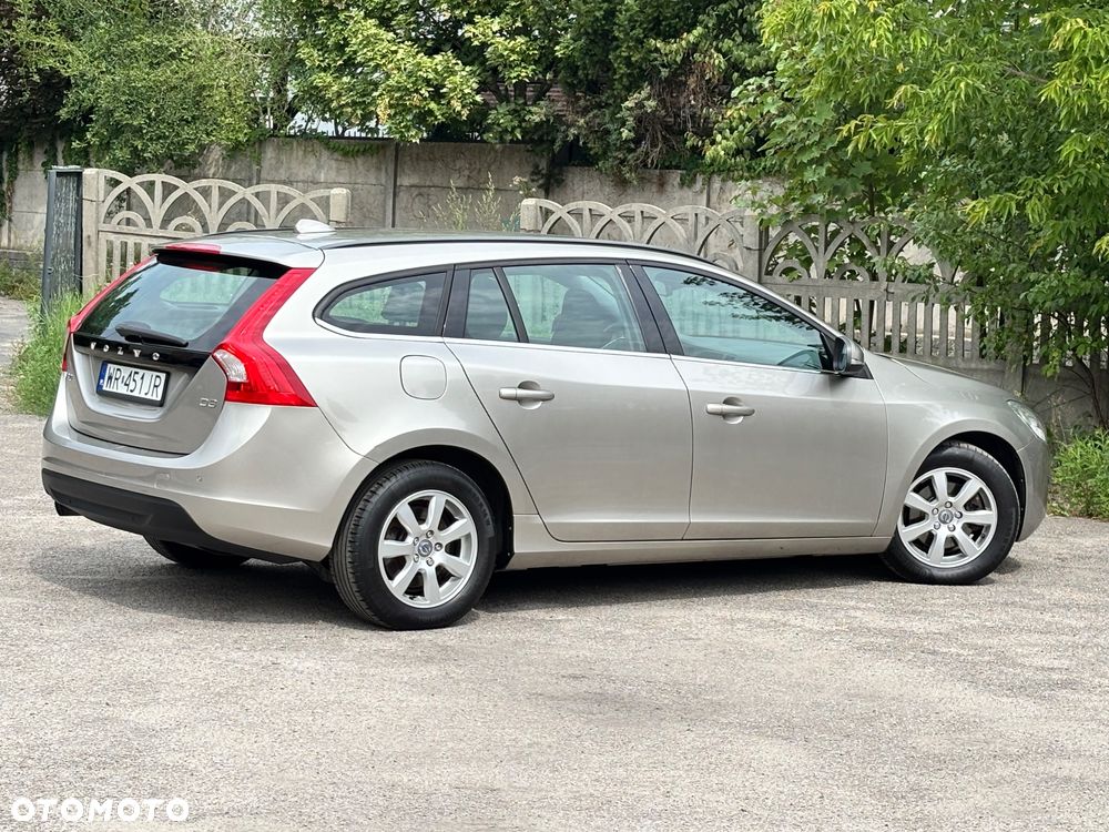 Volvo V60 D3 Momentum - 15