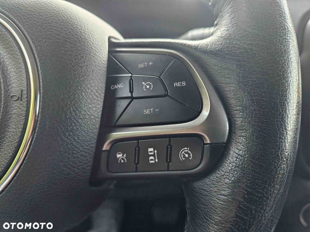 Jeep Renegade 1.3 T-GDI Limited - 28
