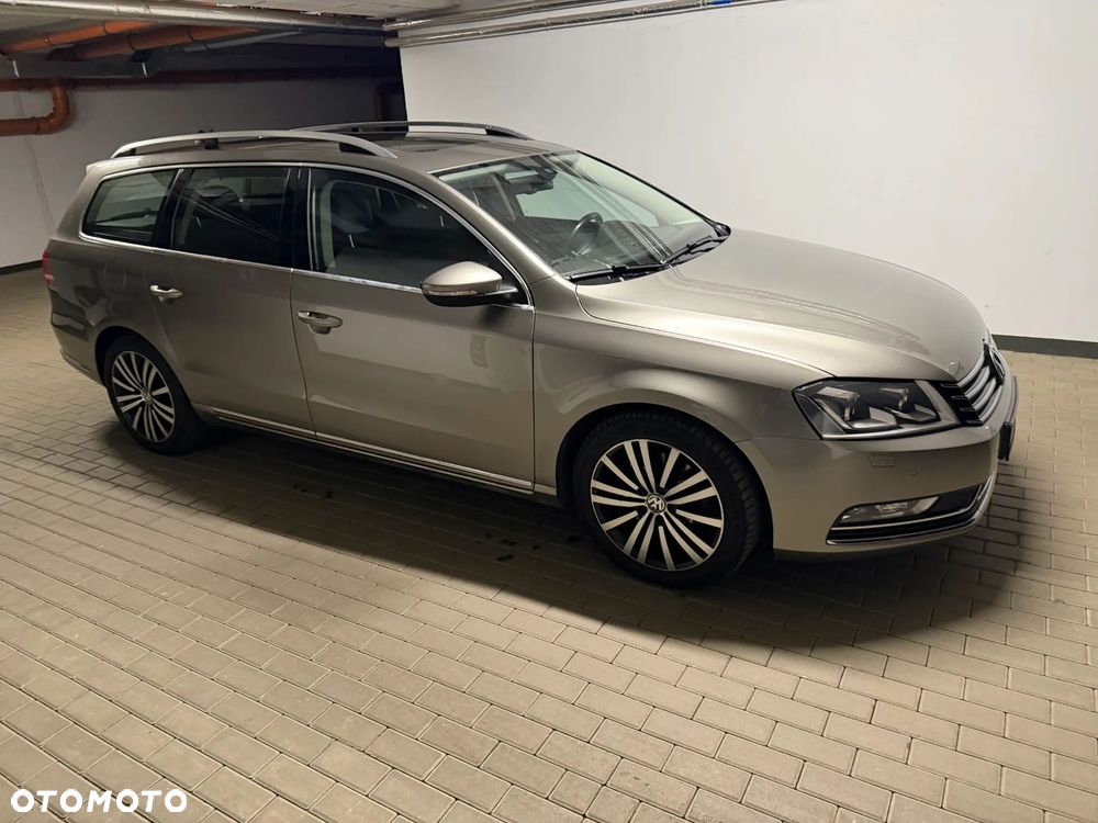 Volkswagen Passat 2.0 TDI Highline DSG - 12