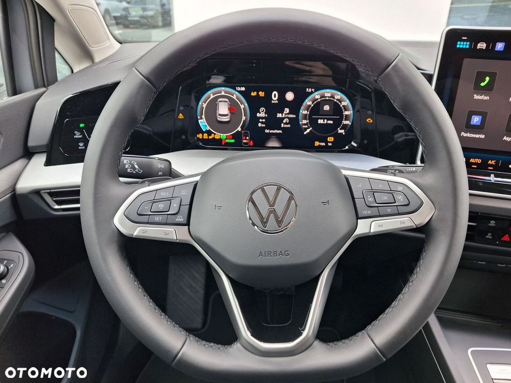 Volkswagen Golf - 21