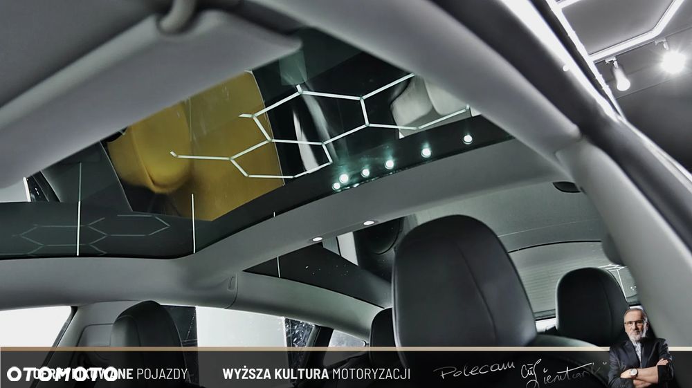Tesla Model 3 Standard Reichweite Plus Hinterradantrieb - 3
