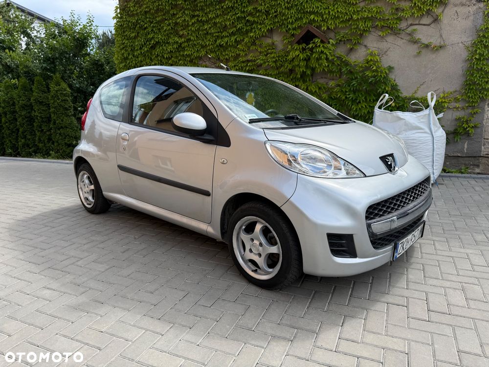 Peugeot 107 1.0 Trendy - 1